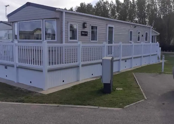 8 Berth 3 Bed Pg4 Palm Grove Ch And Dg