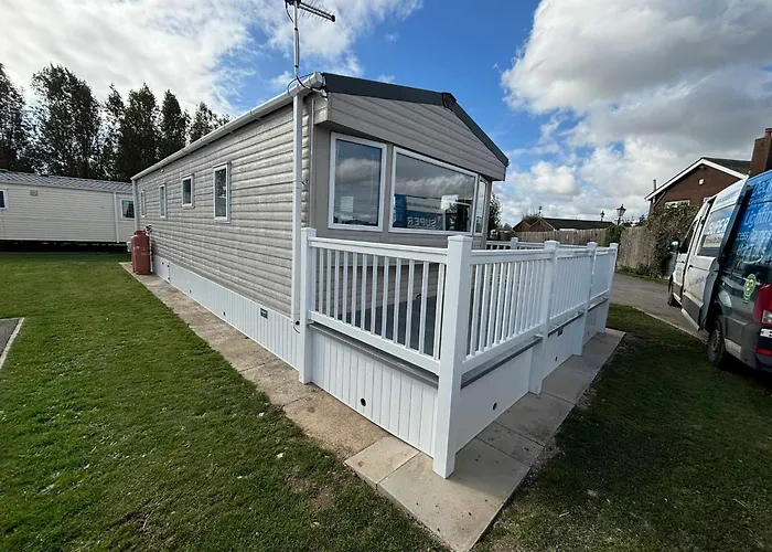 8 Berth 3 Bed Pg4 Palm Grove Ch And Dg